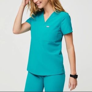 Figs Caterina Scrub Top in Teal